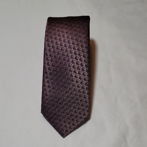 Classic Purple Textured Necktie - Picture 2 of 3